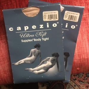 Capezio Ultra soft body tight in nude Sz: XL/L
